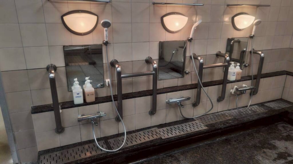 介護施設 水漏れ 修理